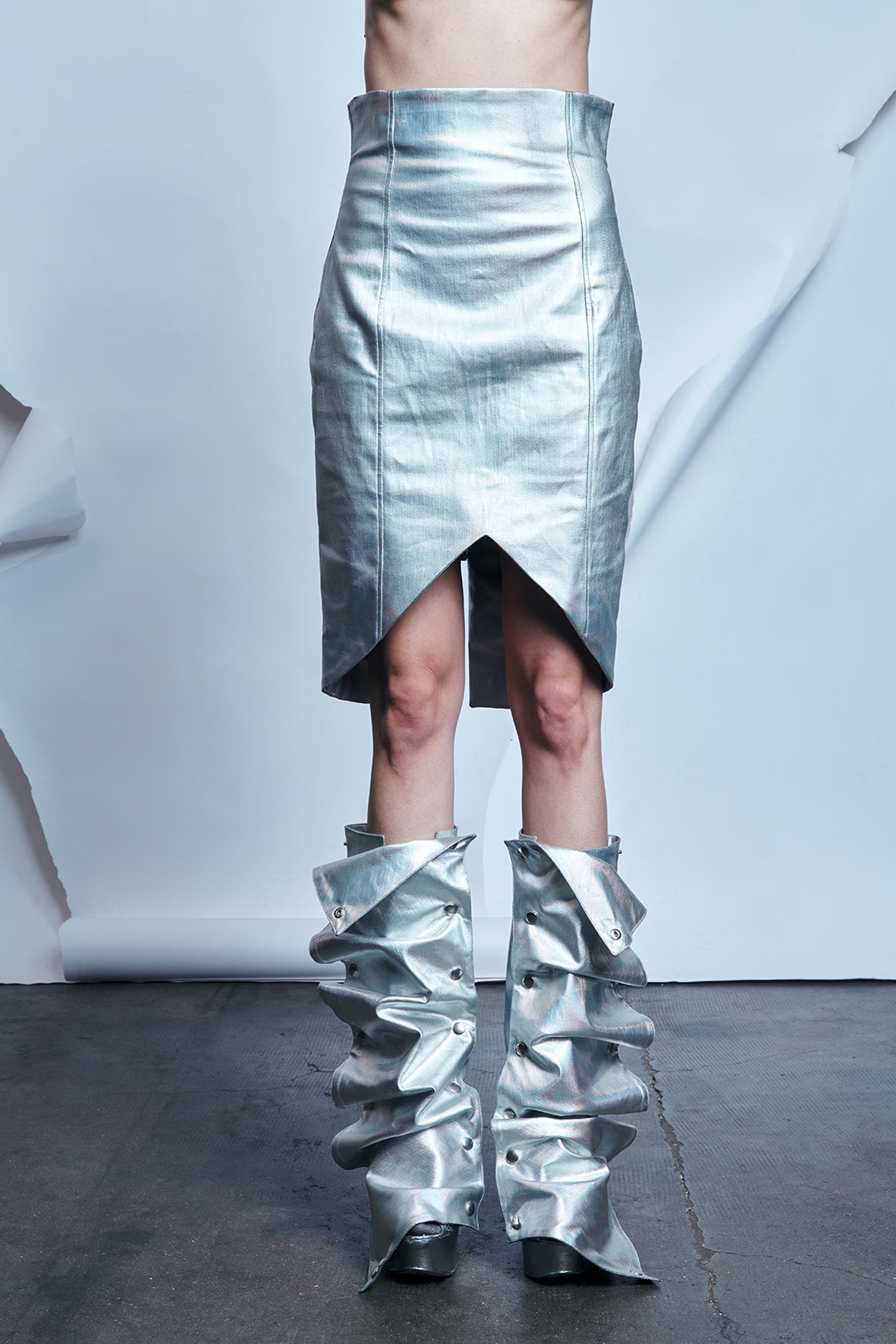 Hochtaillierter holografischer Rock