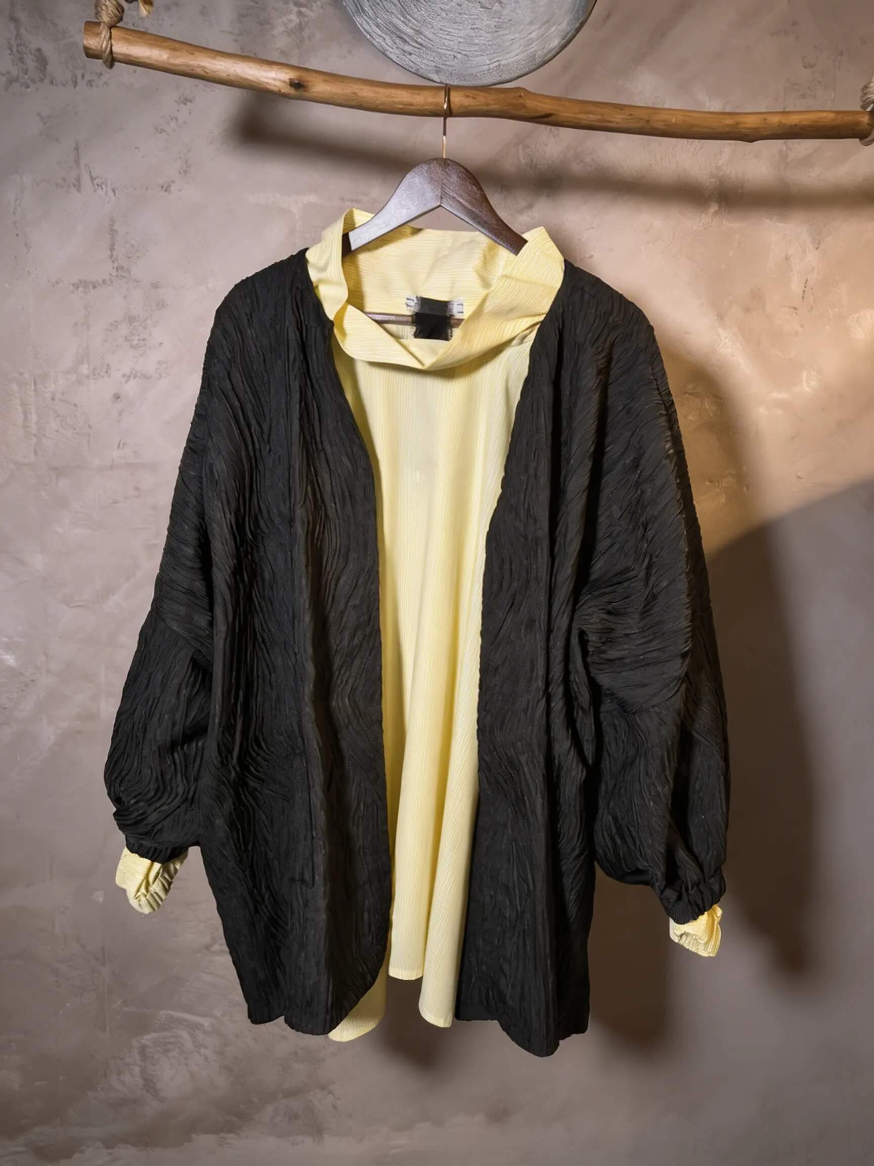 Strukturierte Offene Jacke