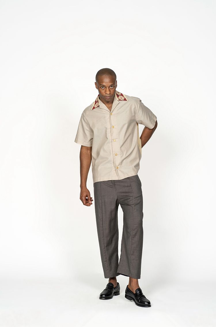 Das André Hemd / Rotes Quadrat