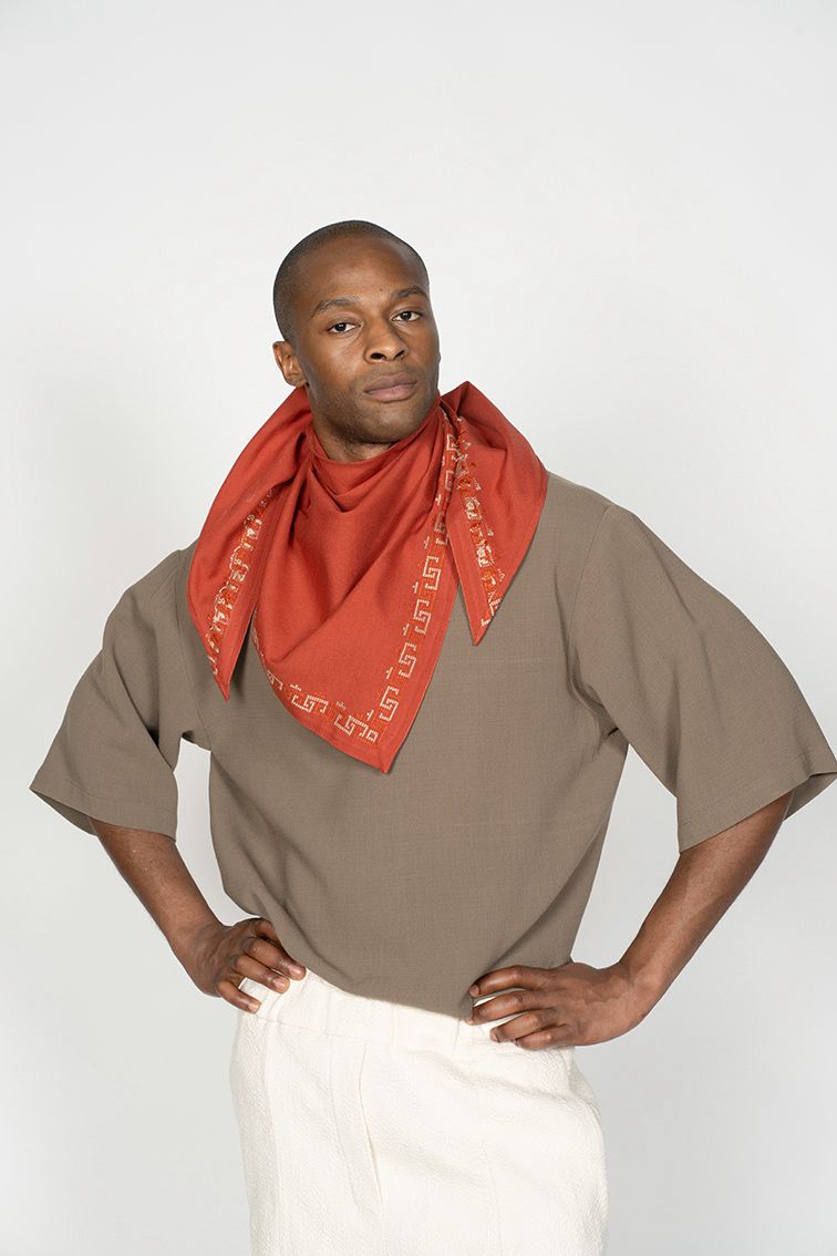 Der Schal / Ziegelrot mit Ziegelrot/Beige