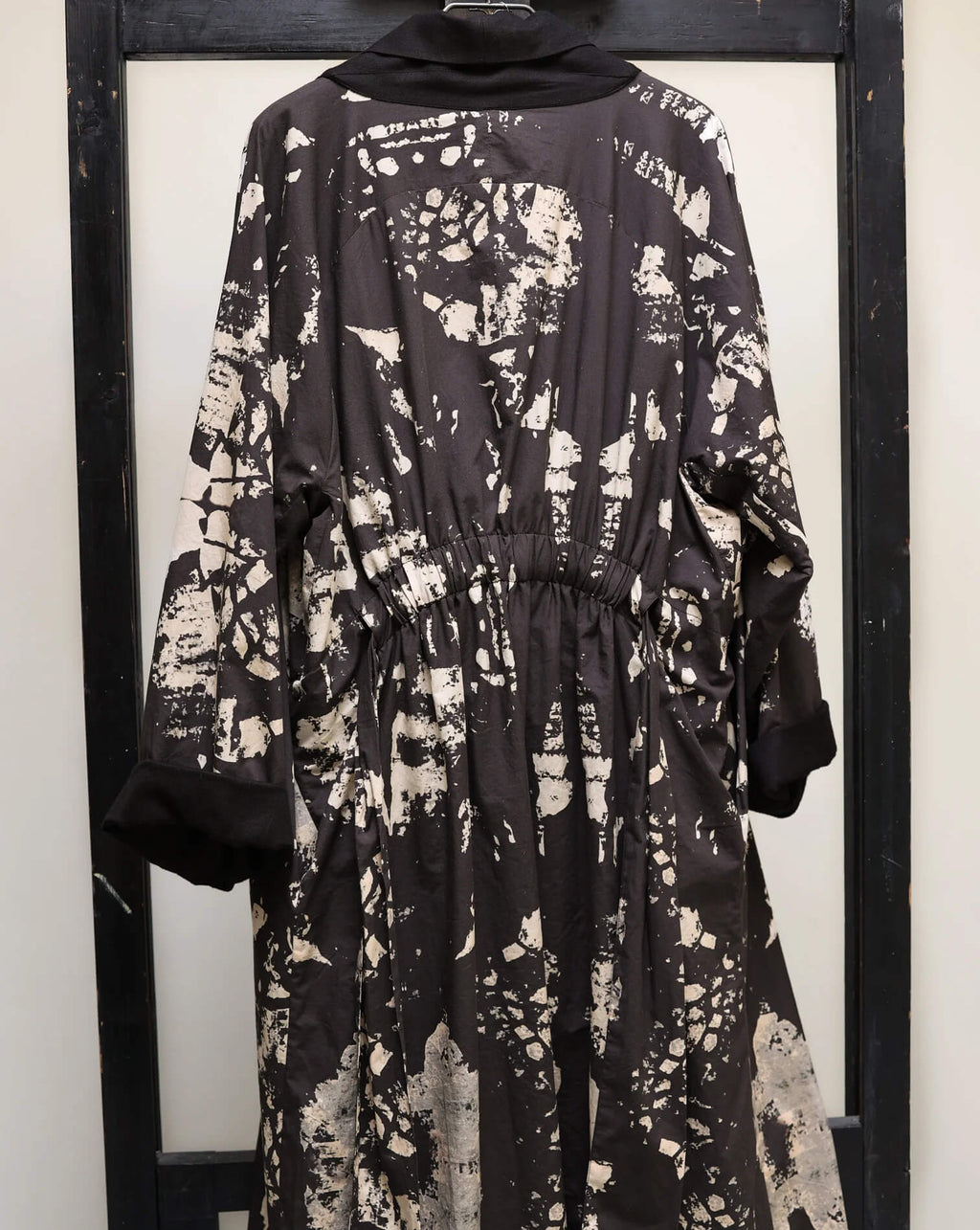 Back view of the Jacket 006 fine art print cotton jacket showing pattern alignment