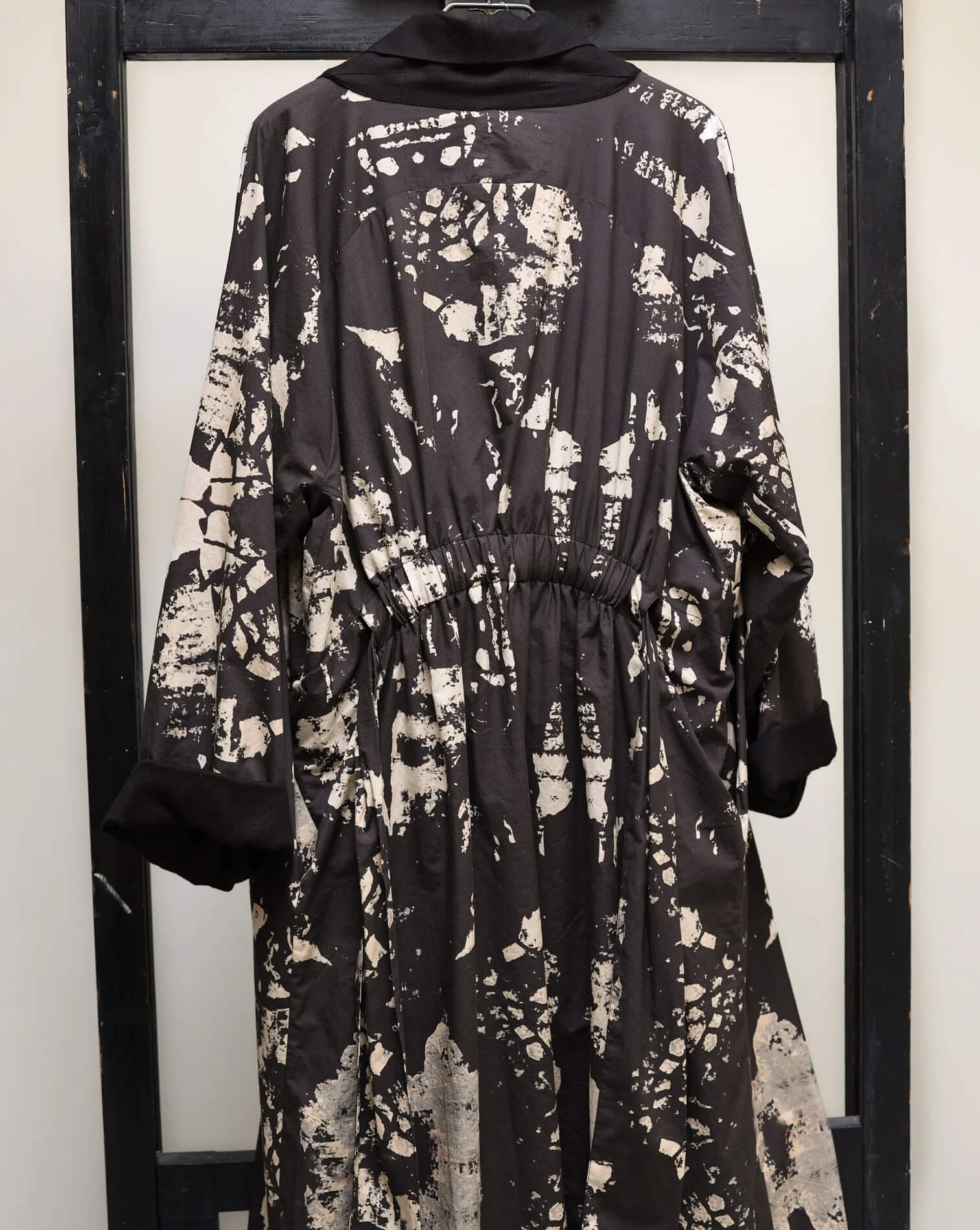 Back view of the Jacket 006 fine art print cotton jacket showing pattern alignment