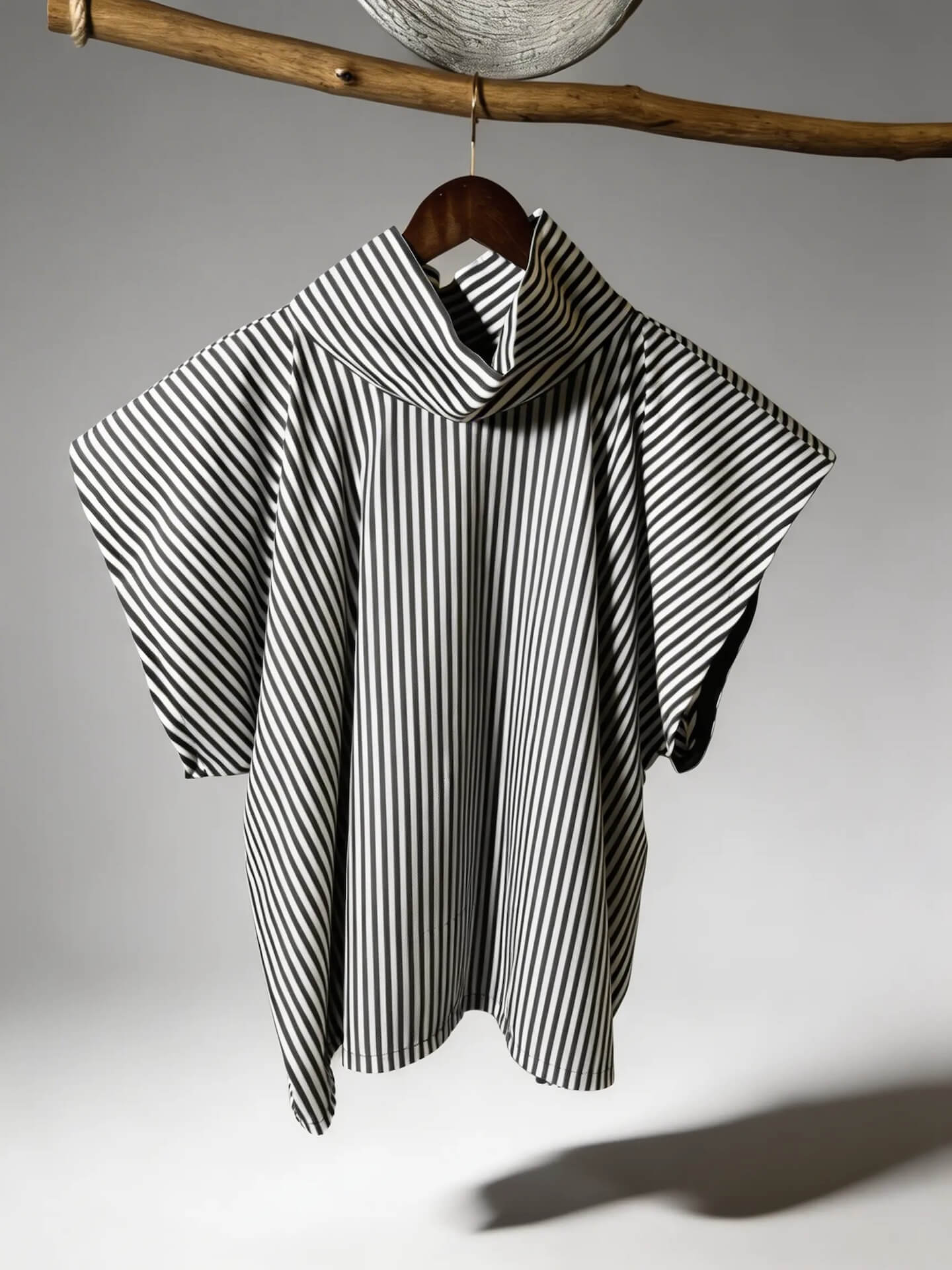 Gestreiftes Rollkragen Top